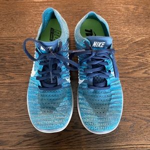 Nike Free RN Flyknit - 7.5 Women’s